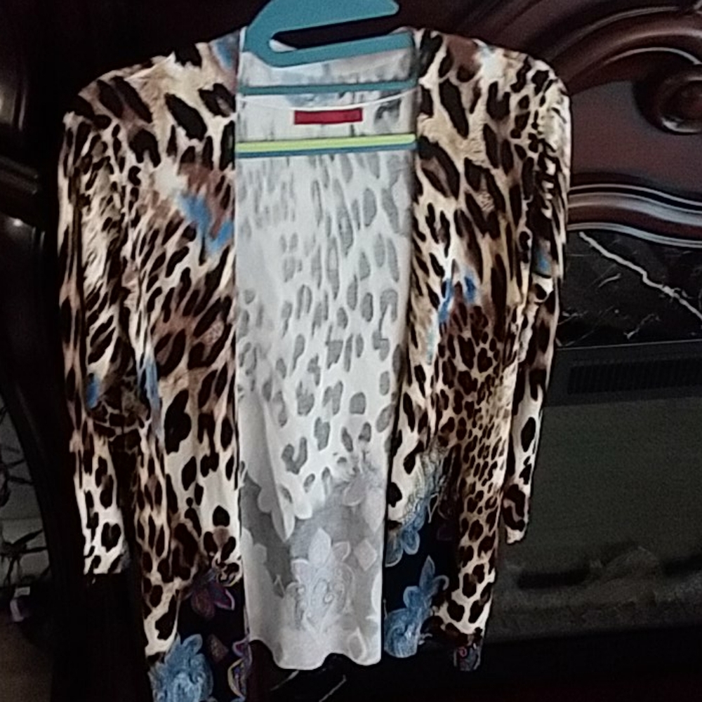 Stunning cardigan..a delicate softness